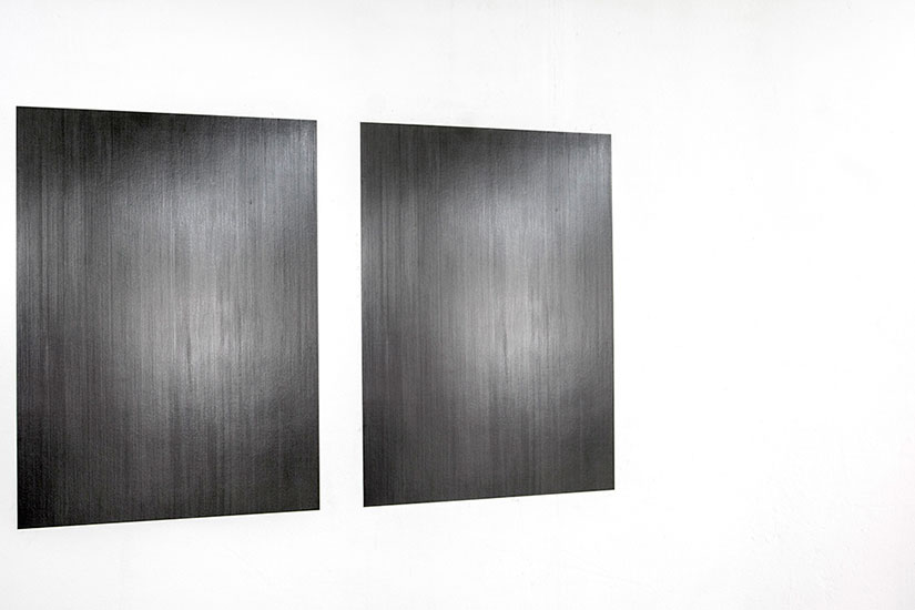 Panel, grafito y papel 100cm x 70cm c/u 2012.