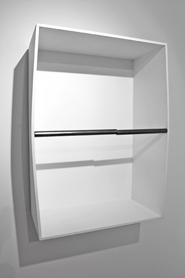 Horizontal(maqueta), grafito, aluminio y madera, 70cm x 50cm x 25cm, 2013.