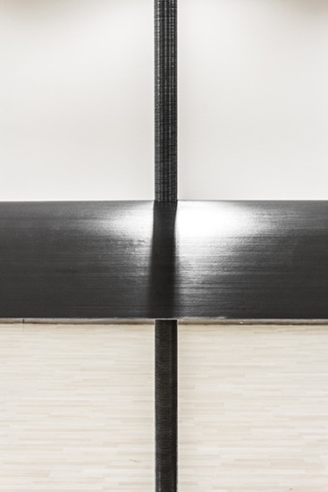 Asta, grafito sobre papel y varilla roscada. 100cm x 100cm (Varilla 3.50m O 5cm), 2013