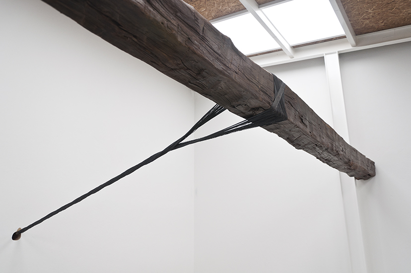 Santiago Reyes Villaveces, Trenza, madera y alambre de acero, 545 x 300 x 450cm, 2015