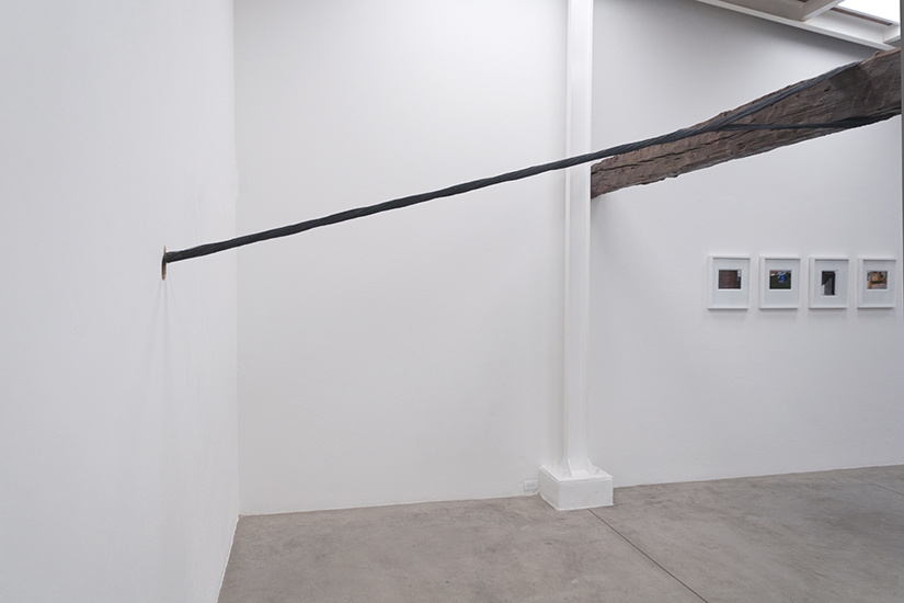 Santiago Reyes Villaveces, Trenza, madera y alambre de acero, 545 x 300 x 450cm, 2015