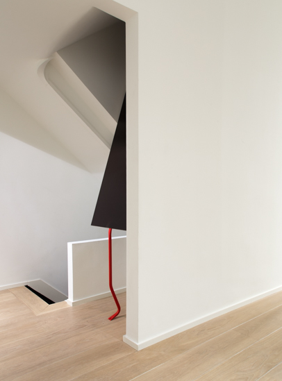 Coffrage, 2016, wood, metal bar, 65 x 300 x 50 cm