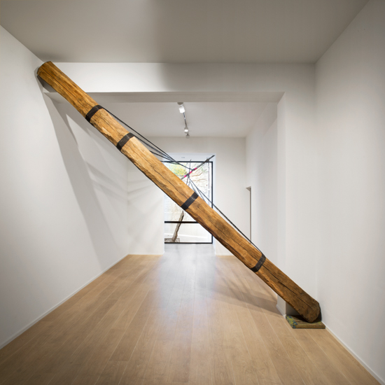 Diagonal, 2016, wood, steel wire, metal bar, scaffolding, 550 x 300 x 100 cm Photo: Renato Ghiazza