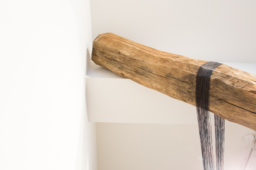 Diagonal, 2016, wood, steel wire, metal bar, scaffolding, 550 x 300 x 100 cm