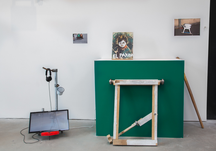 Santiago Reyes Villaveces Brujitas 2017, Installation view