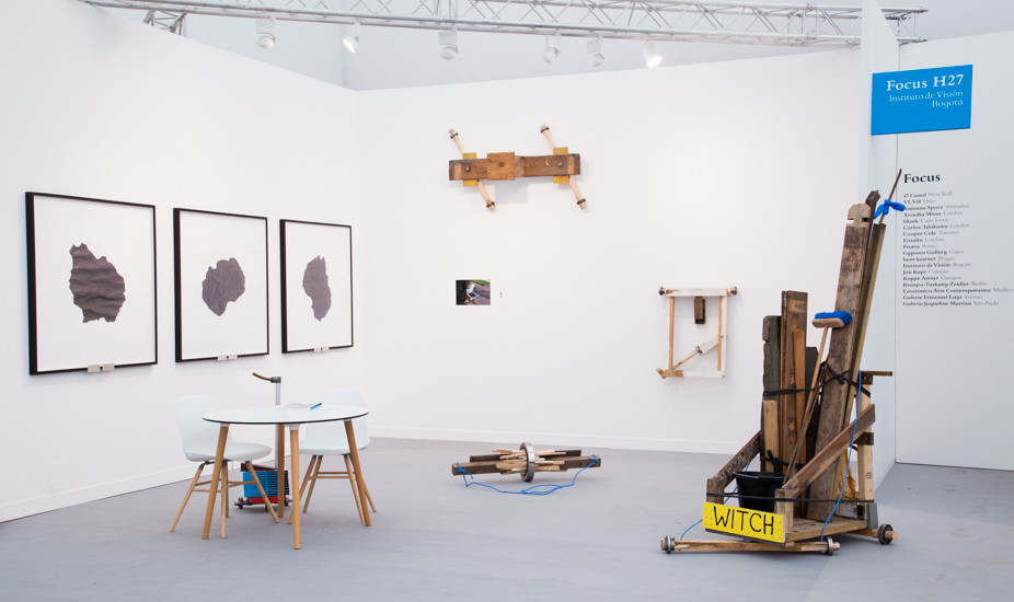 Brujitas and Moon Rocks Frieze London-Santiago Reyes Villaveces- (5 of 17)