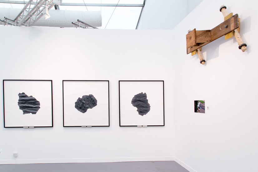 Brujitas and Moon Rocks Frieze London-Santiago Reyes Villaveces- (9 of 17)