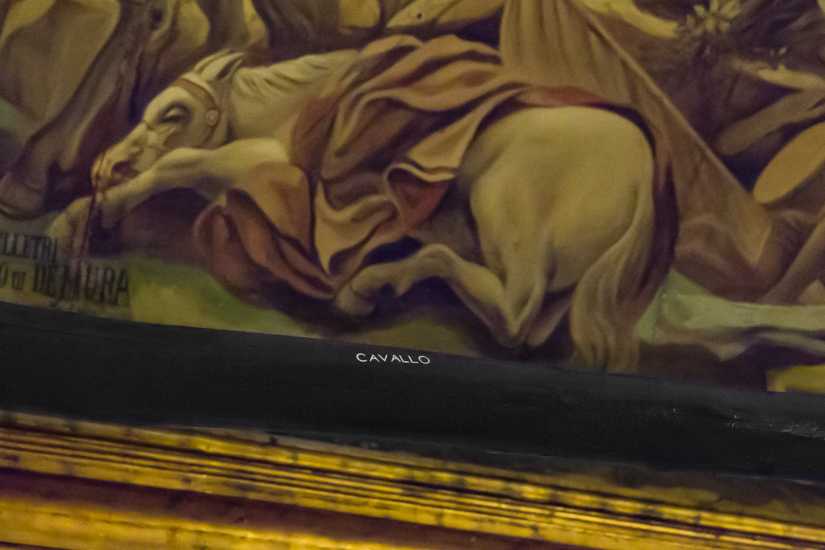 Tarima, 2017 Wood (Castagno Selvatico), Metal wire, paint. 600cm x 500cm x 300cm.