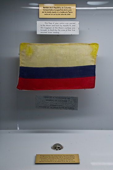 Colombia Good will moon rocks, Bogota Planetarium. Apollo 11 and Apollo 17