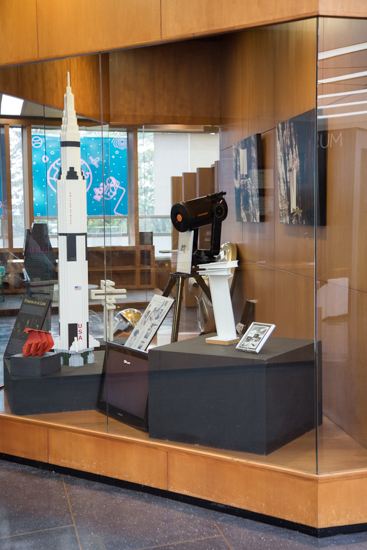 Primeros en la Luna-Santiago Reyes Villaveces-web (9 of 11)