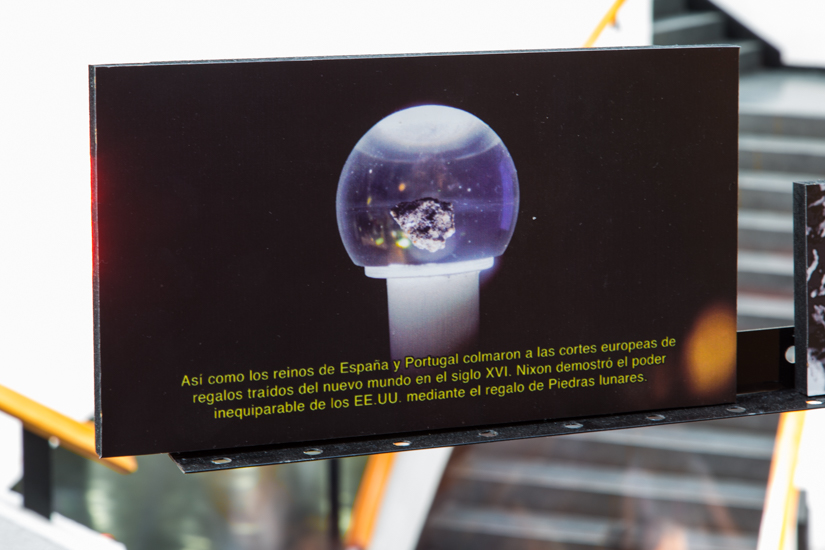 Goodwill Moon Rock Apollo 11 Colombia, Planetarium collection objects, digital print and video.